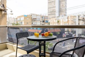 Short Term Rental Tel Aviv | Amazing 2BR Apartement | Best Location & Balcony | 1min to Beach